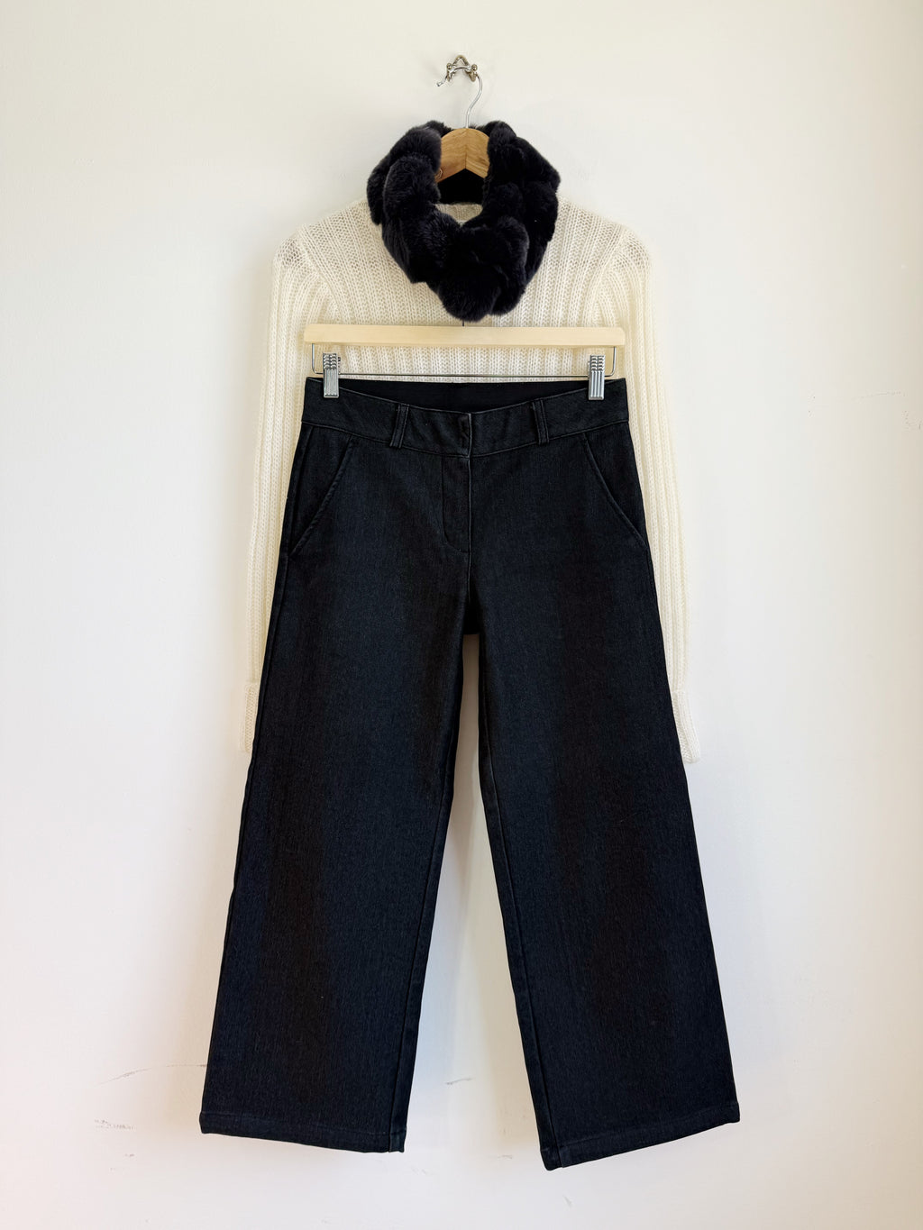 De by D‘deMoo Pants (Korea)