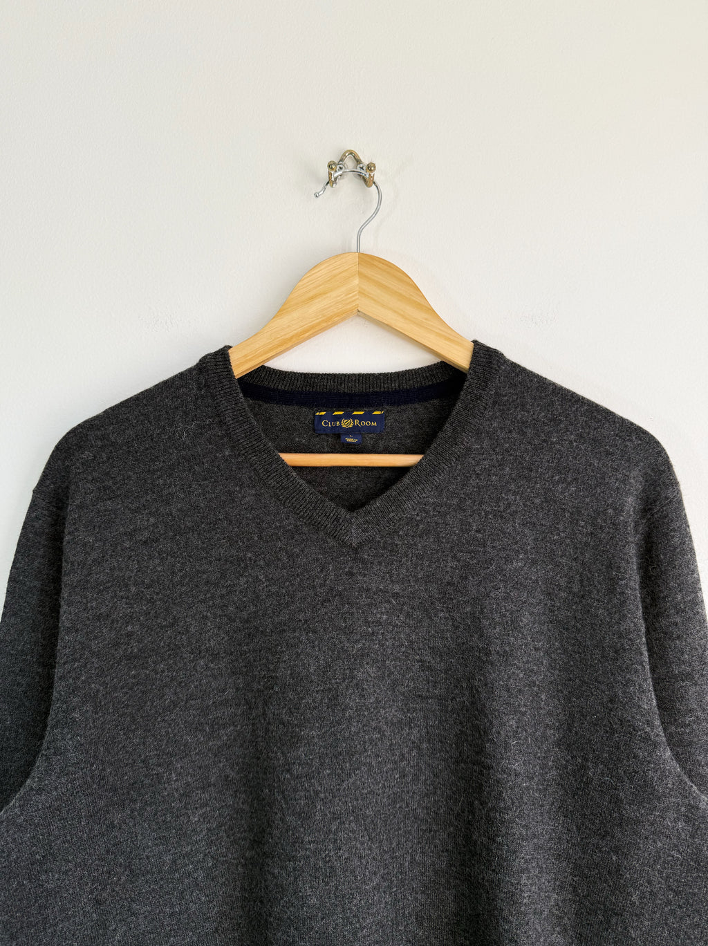 Club Room V Sweater