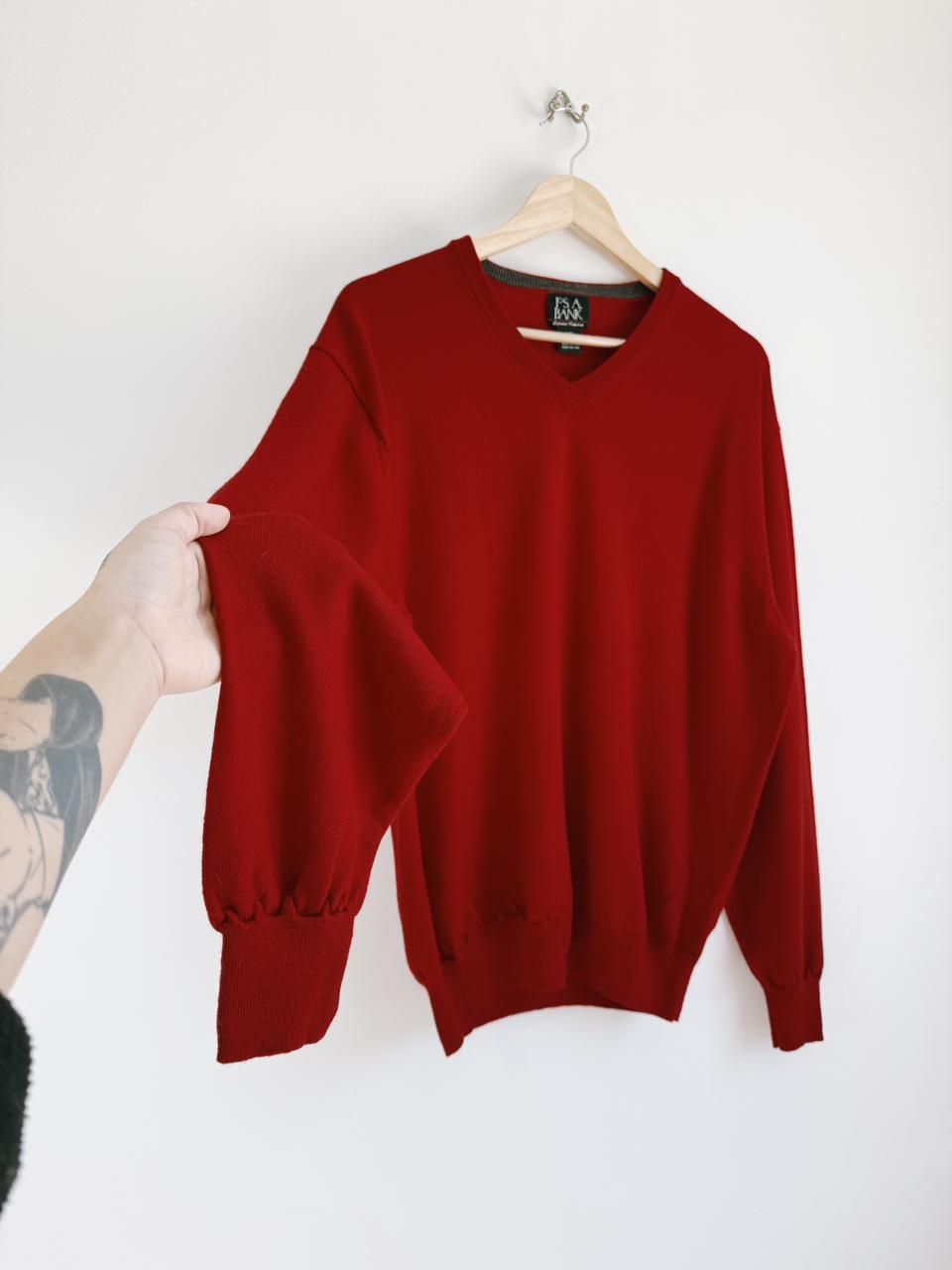 Sweater V JS. A. Bank