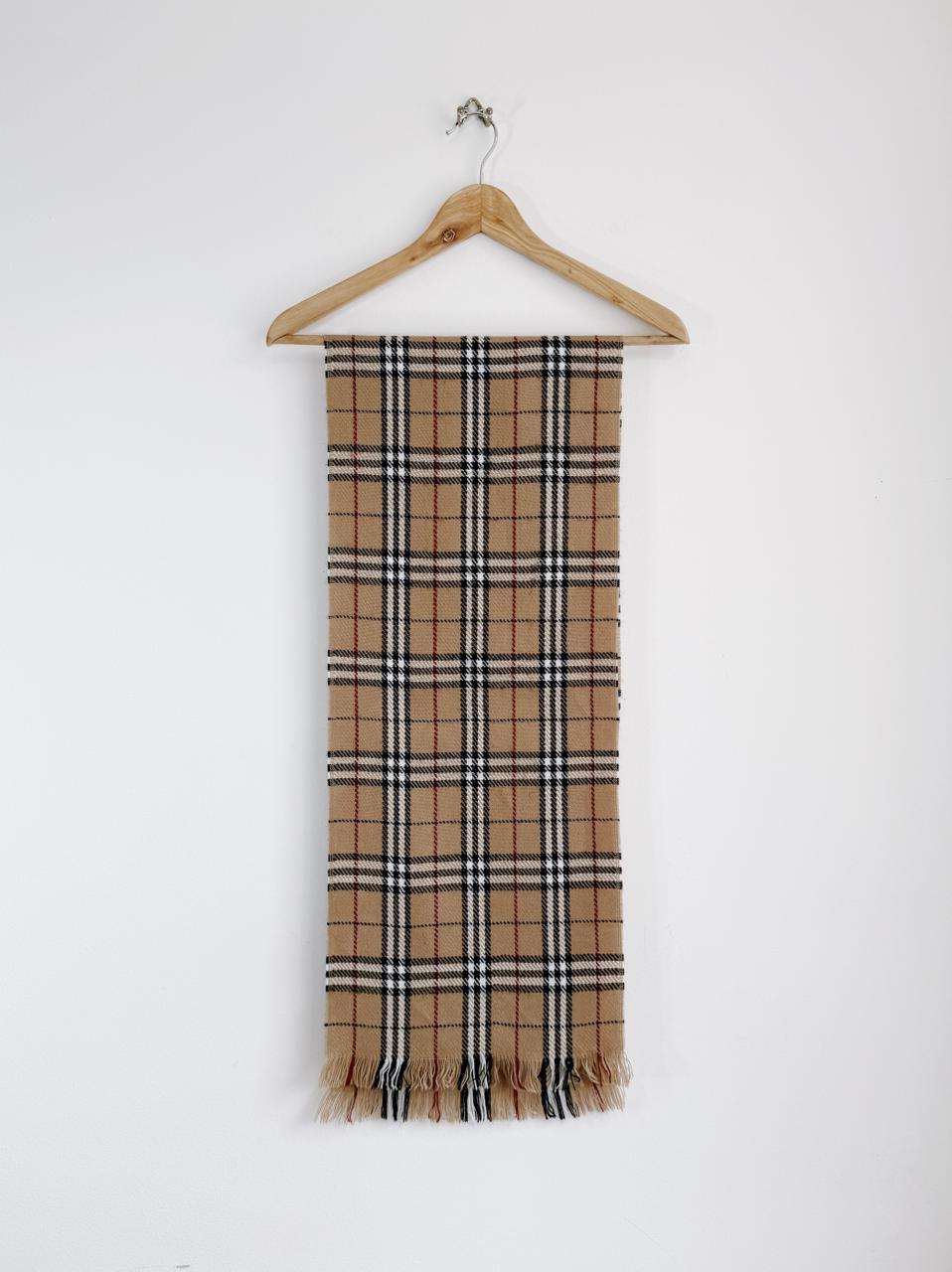 Burberry Type Scarf