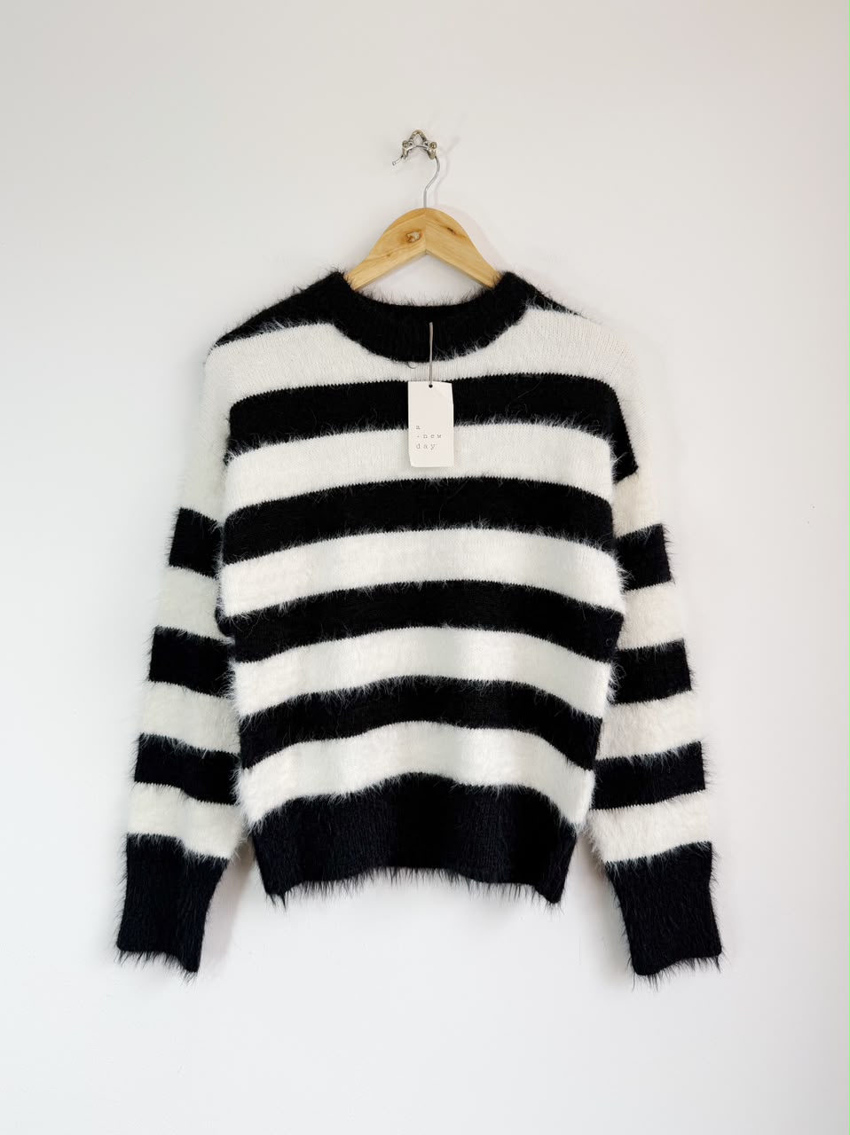 Sweater a .new day