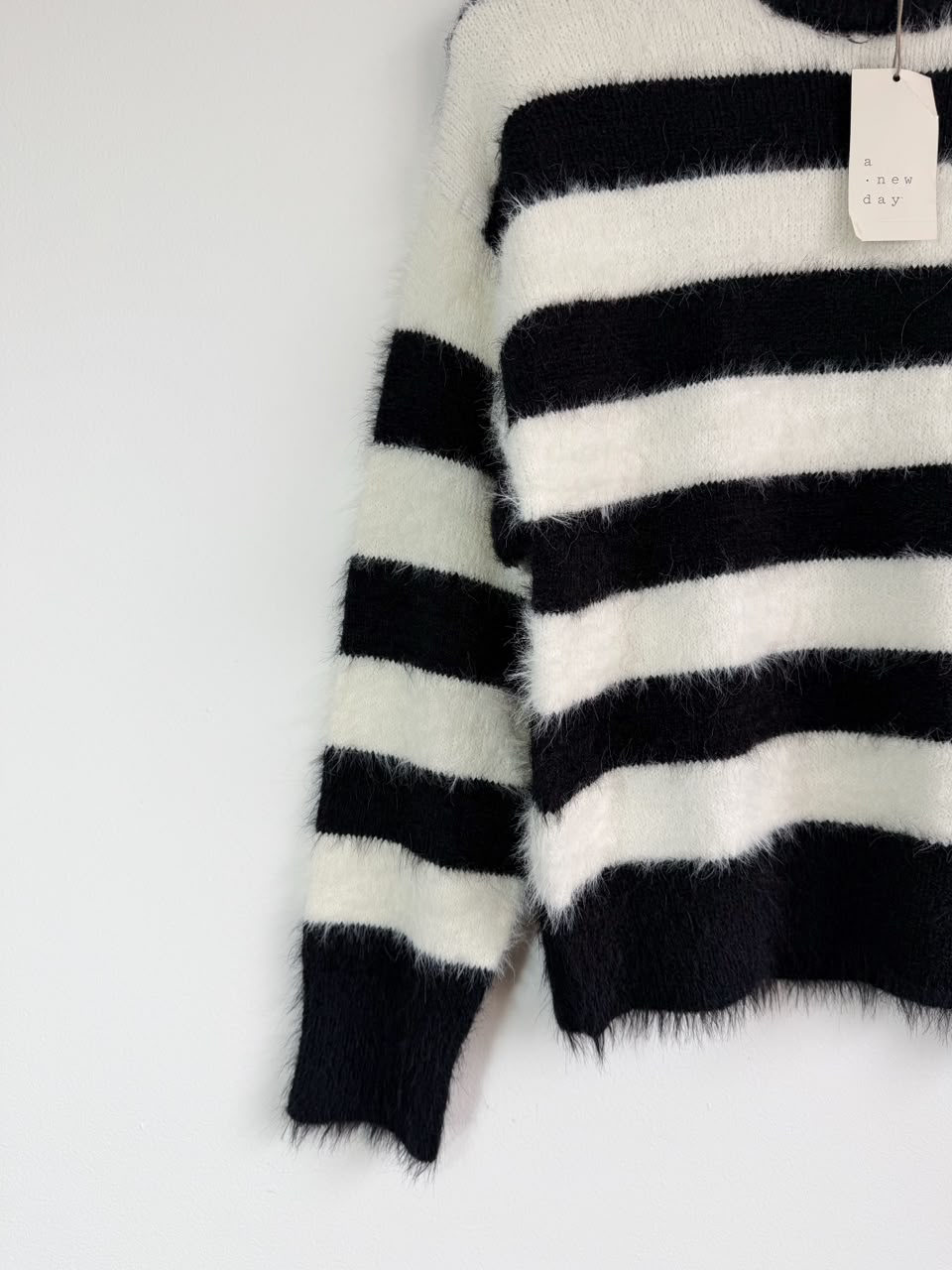 Sweater a .new day