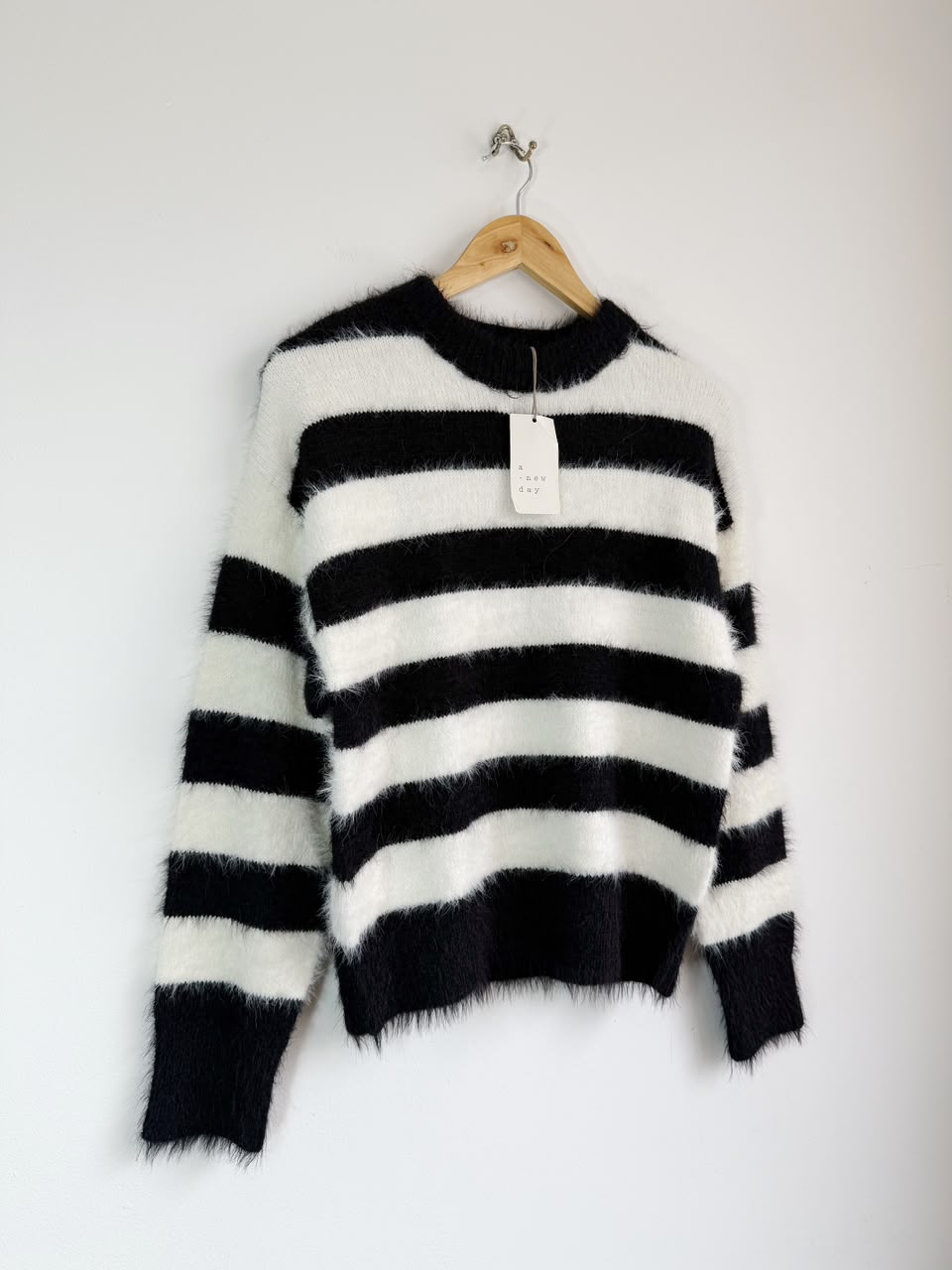 Sweater a .new day