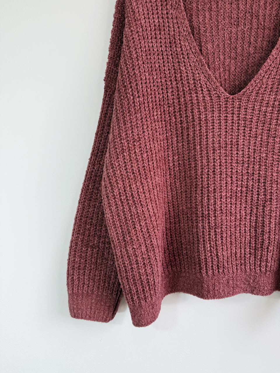 Sweater V-neck